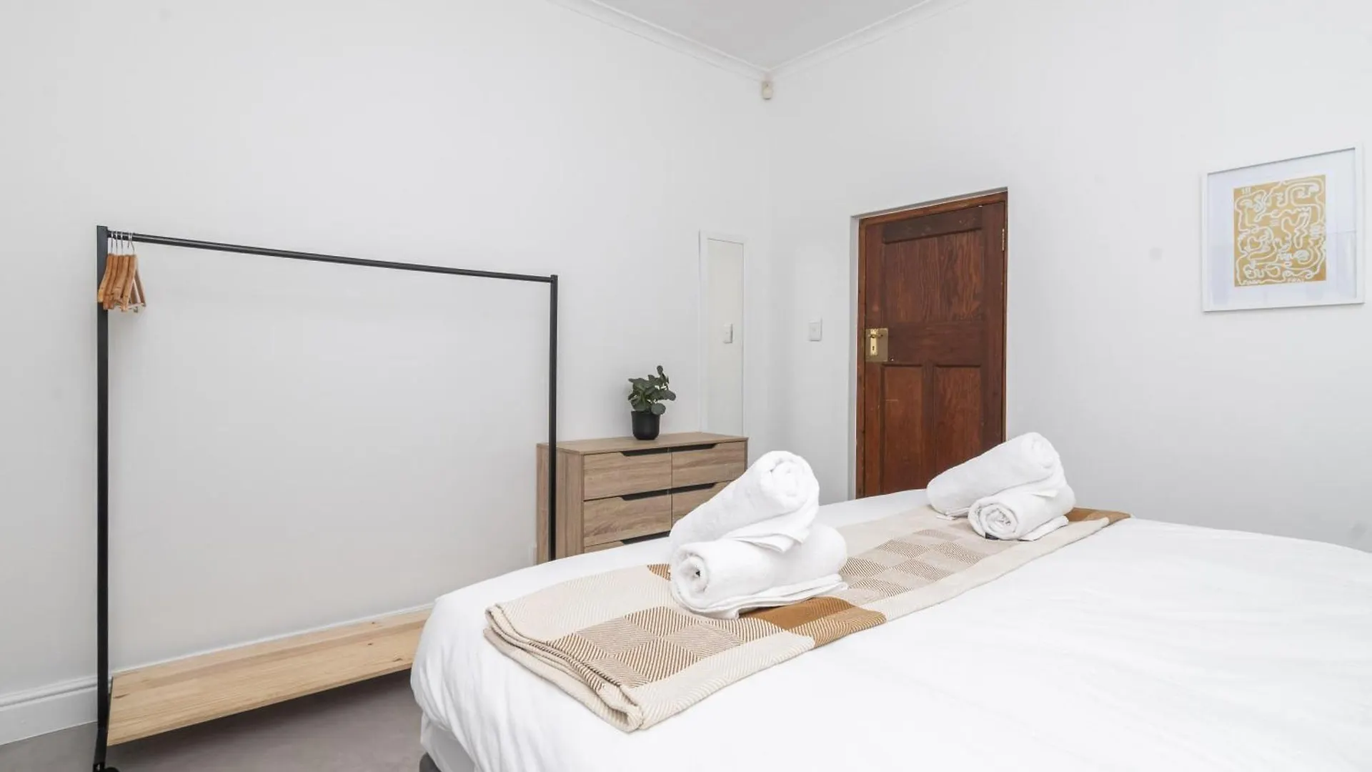 Vibrant 3-Bedroom In The Heart Of Bo-Kaap Cape Town Apartment